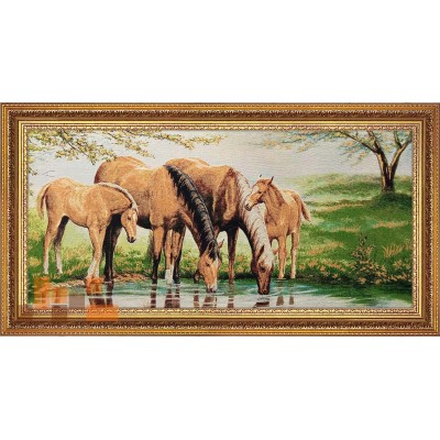 Гобеленова картина з люрексом Сім'я конячок 88х47см
