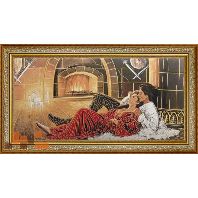 Гобеленова картина Пара закоханих біля каміна 134х74см